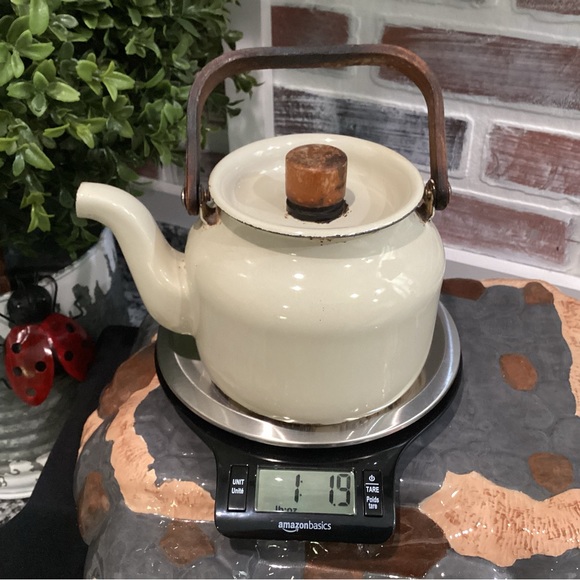 🟤 Vintage - Cream colored, enamel coated, Tea Kettle w/ Wooden Handle - Decor - Picture 16 of 16